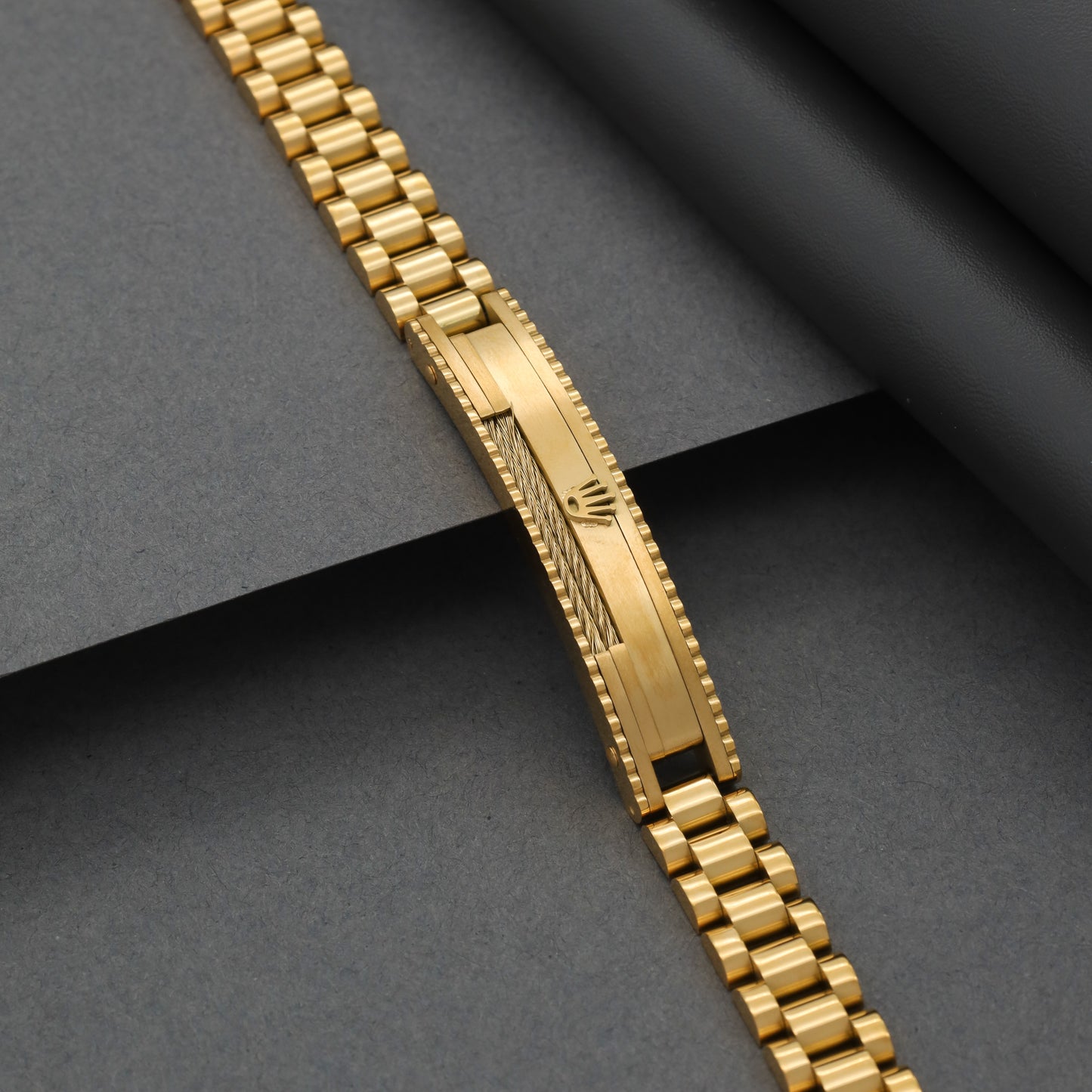 Luxuries gold Bracelet SSB013